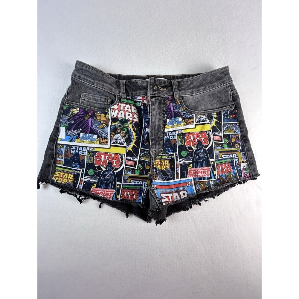 Star Wars Comic Print Women's Denim Shorts Size 4 Coldwater Creek Black Raw Hem